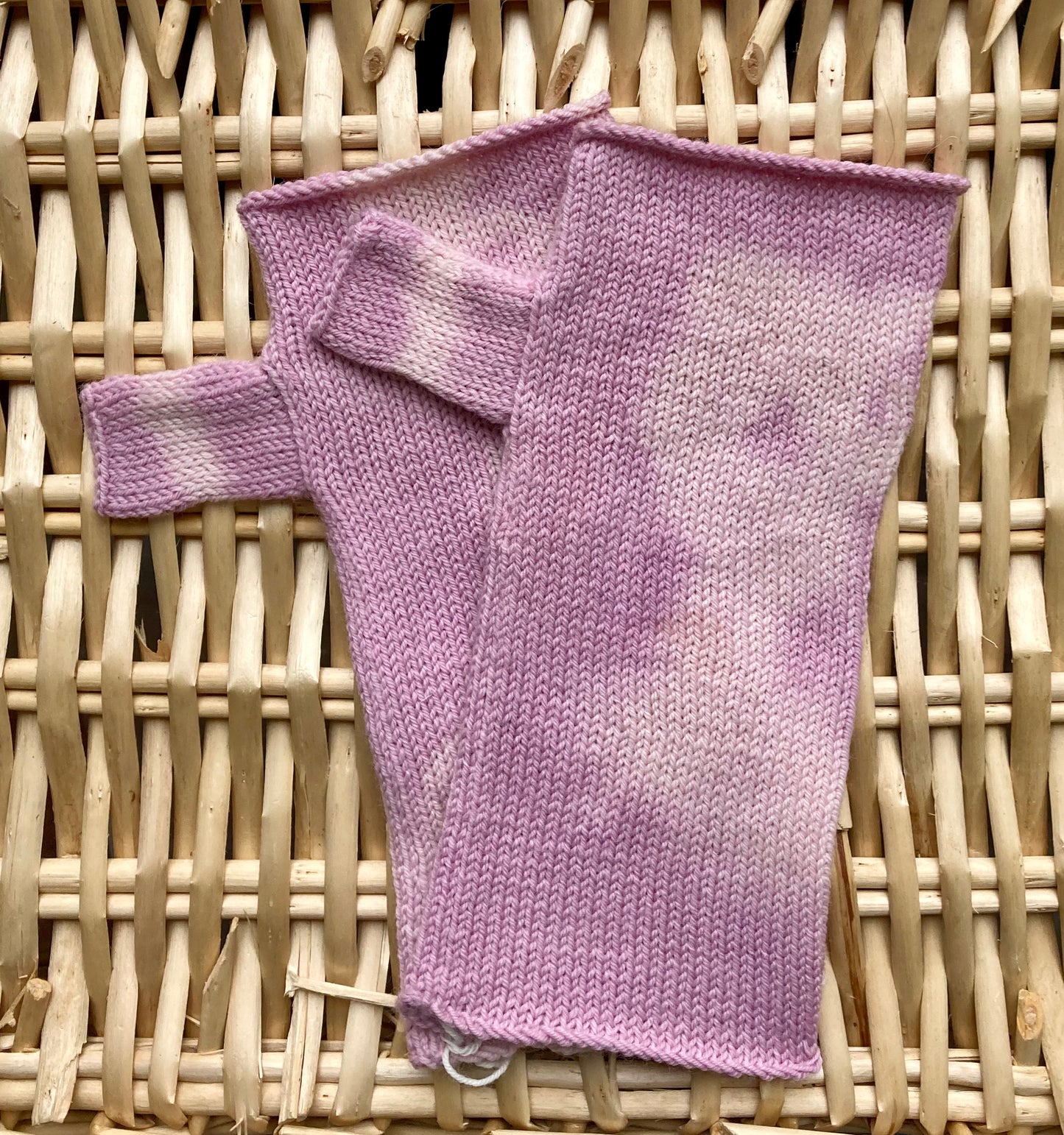 Pink tie-dyed fingerless gloves