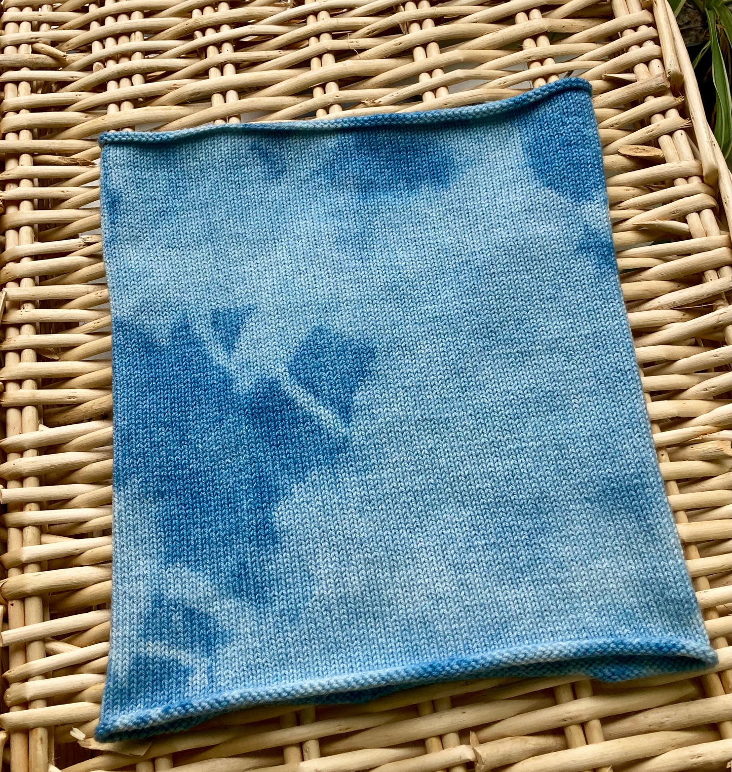 Indigo Tie-dyed Cowl short