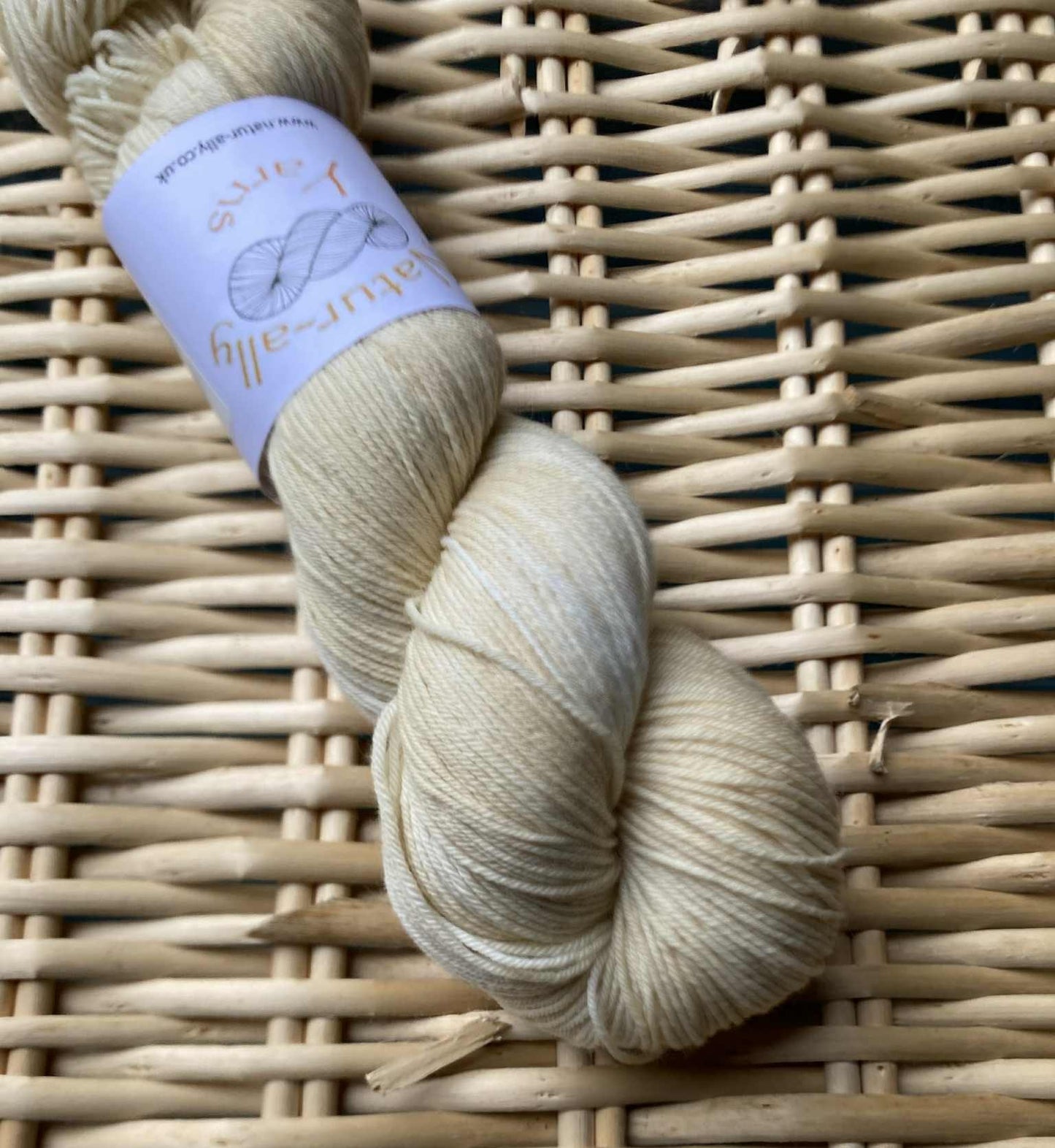 Cappuccino - Organic Merino 4ply non superwash