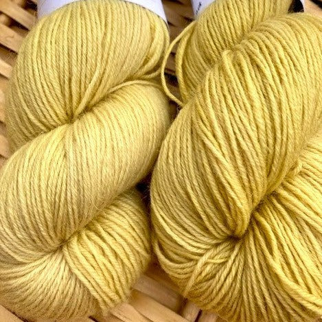Hint of Spring - Bluefaced Leicester 4 ply Sock yarn