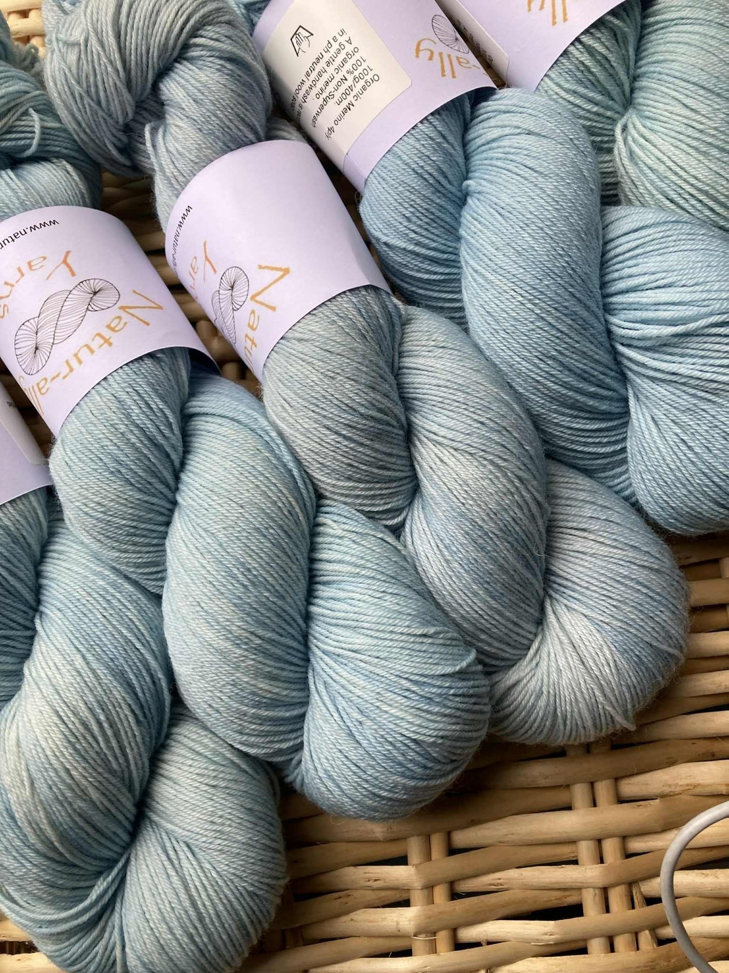 Sky - Organic Merino 4ply non superwash
