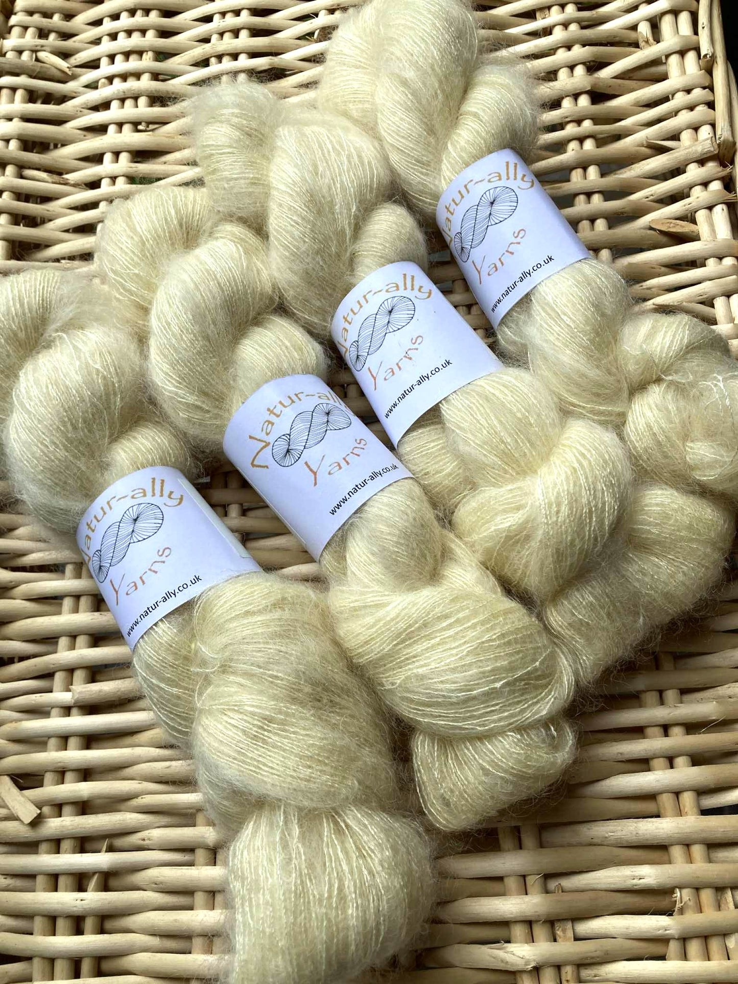 Buttercup - Mohair-silk Fluff Lace