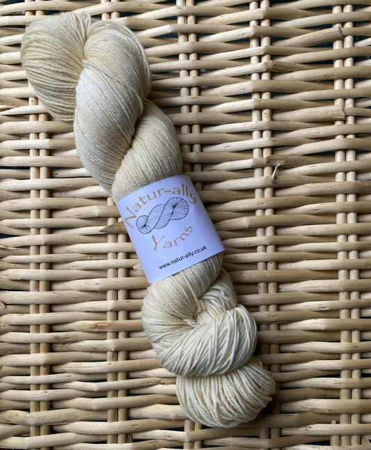 Cappuccino - Organic Merino 4ply non superwash