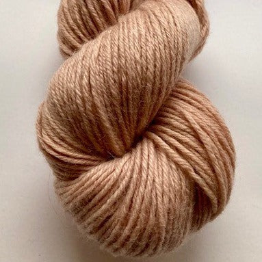 Clover  Naturally dyed Bluefaced Leicester DK