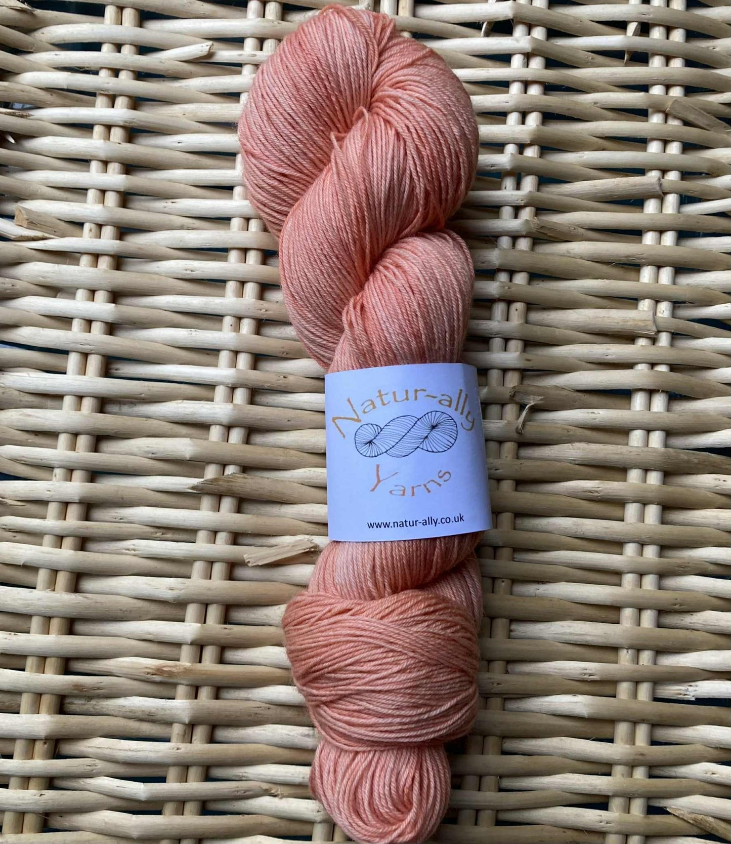 Coral - Organic Merino 4ply non superwash