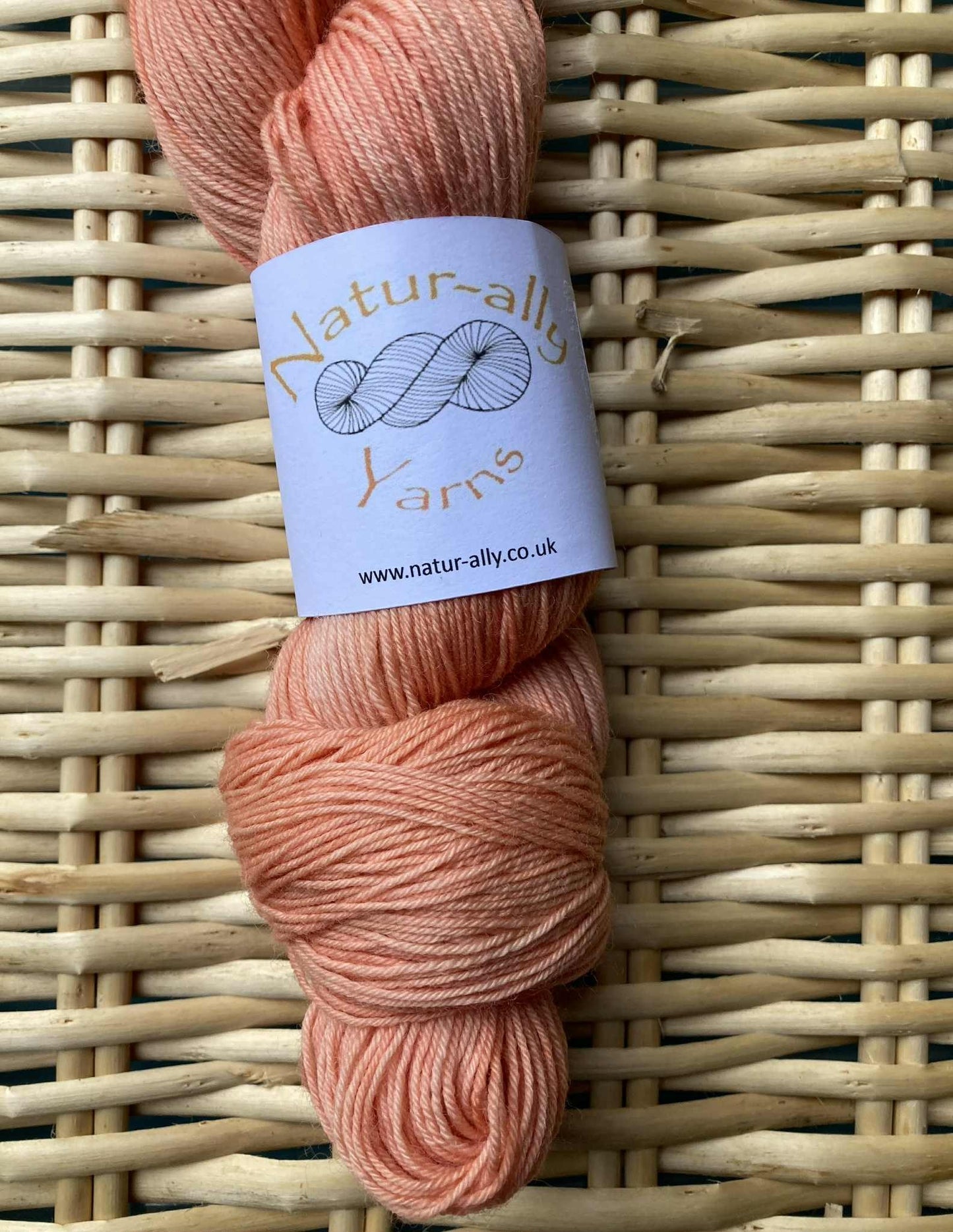 Coral - Organic Merino 4ply non superwash