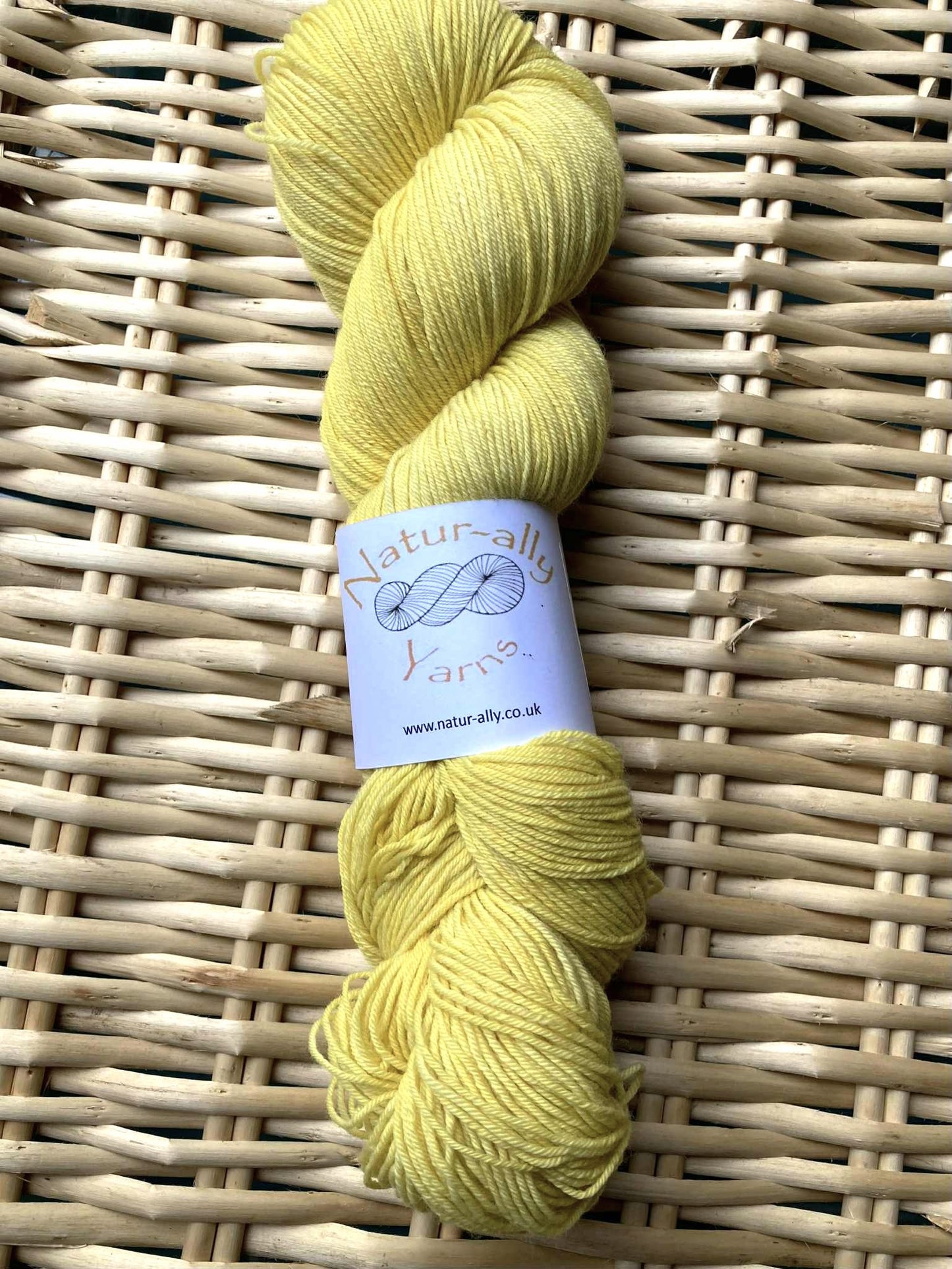 Dyer's Chamomile - Organic Merino 4ply non superwash