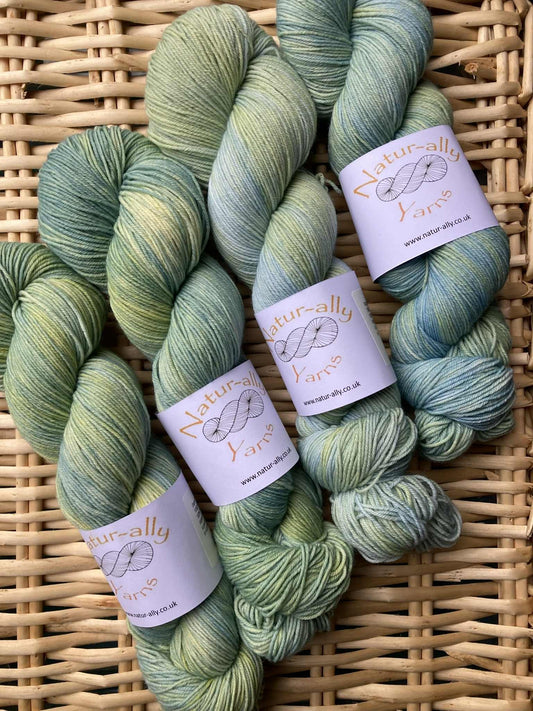 Lagoon - Organic Merino 4ply non superwash
