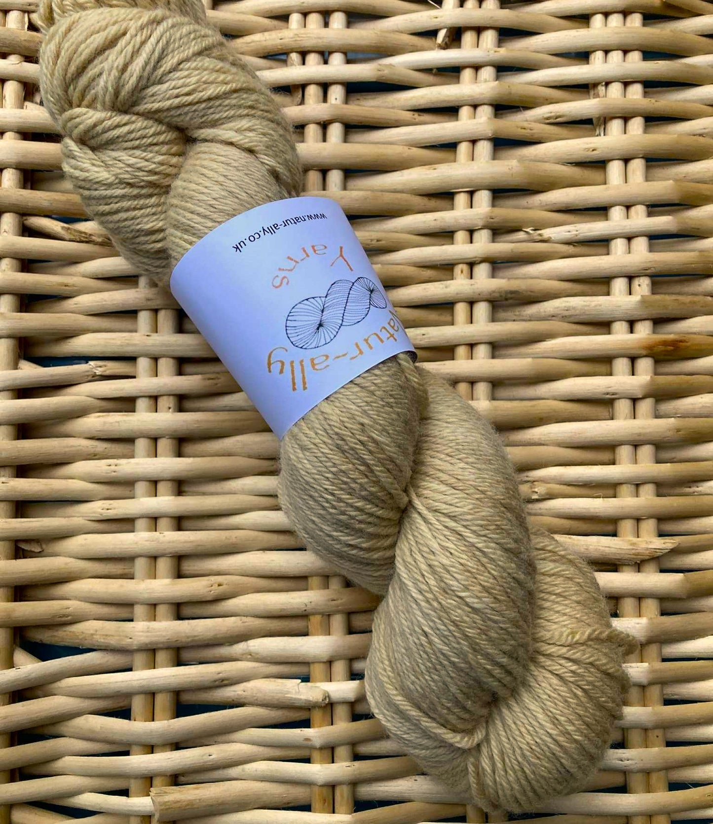 Latte - Organic Merino DK non superwash