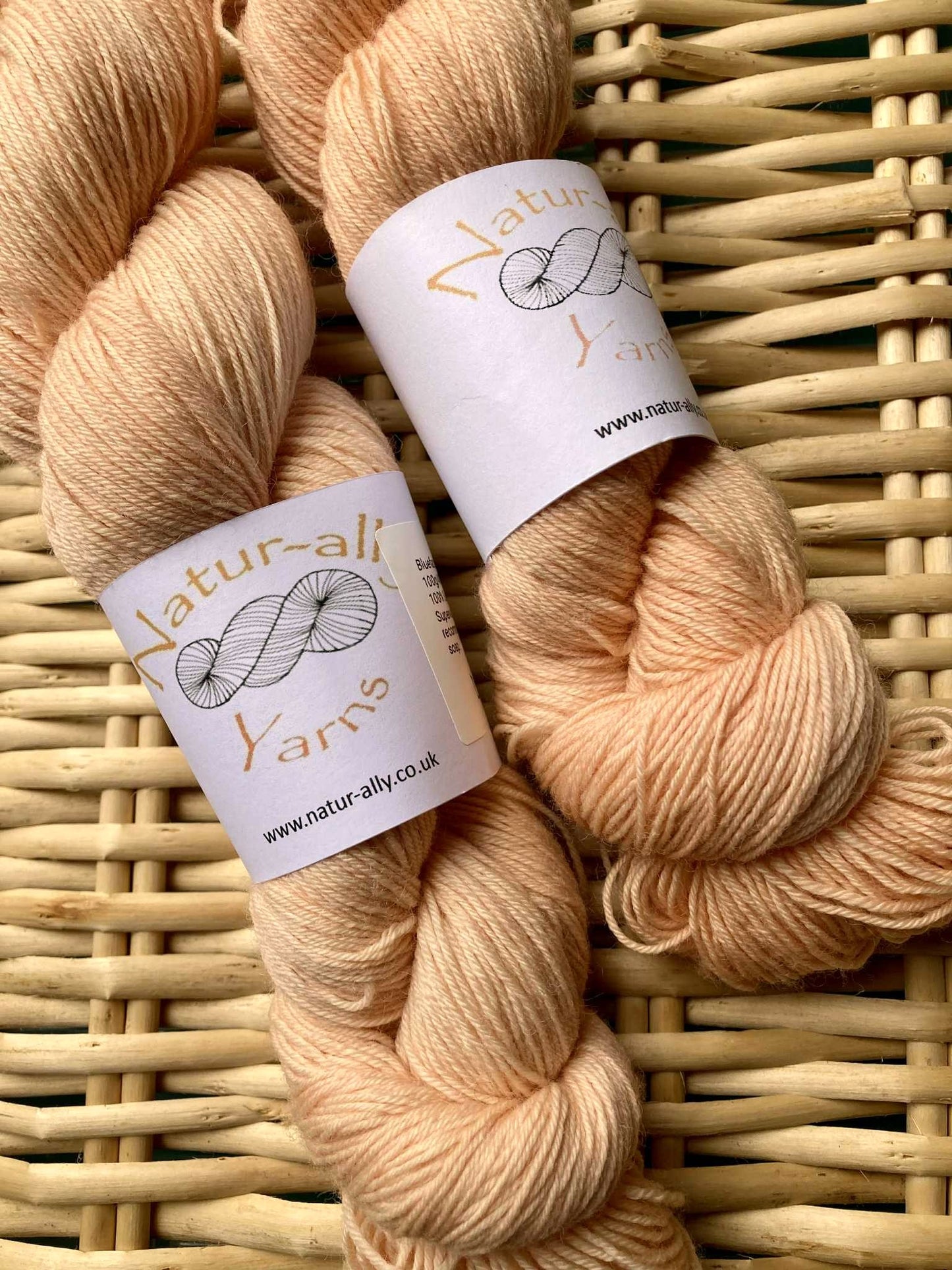 Peach - Organic Merino 4ply non superwash