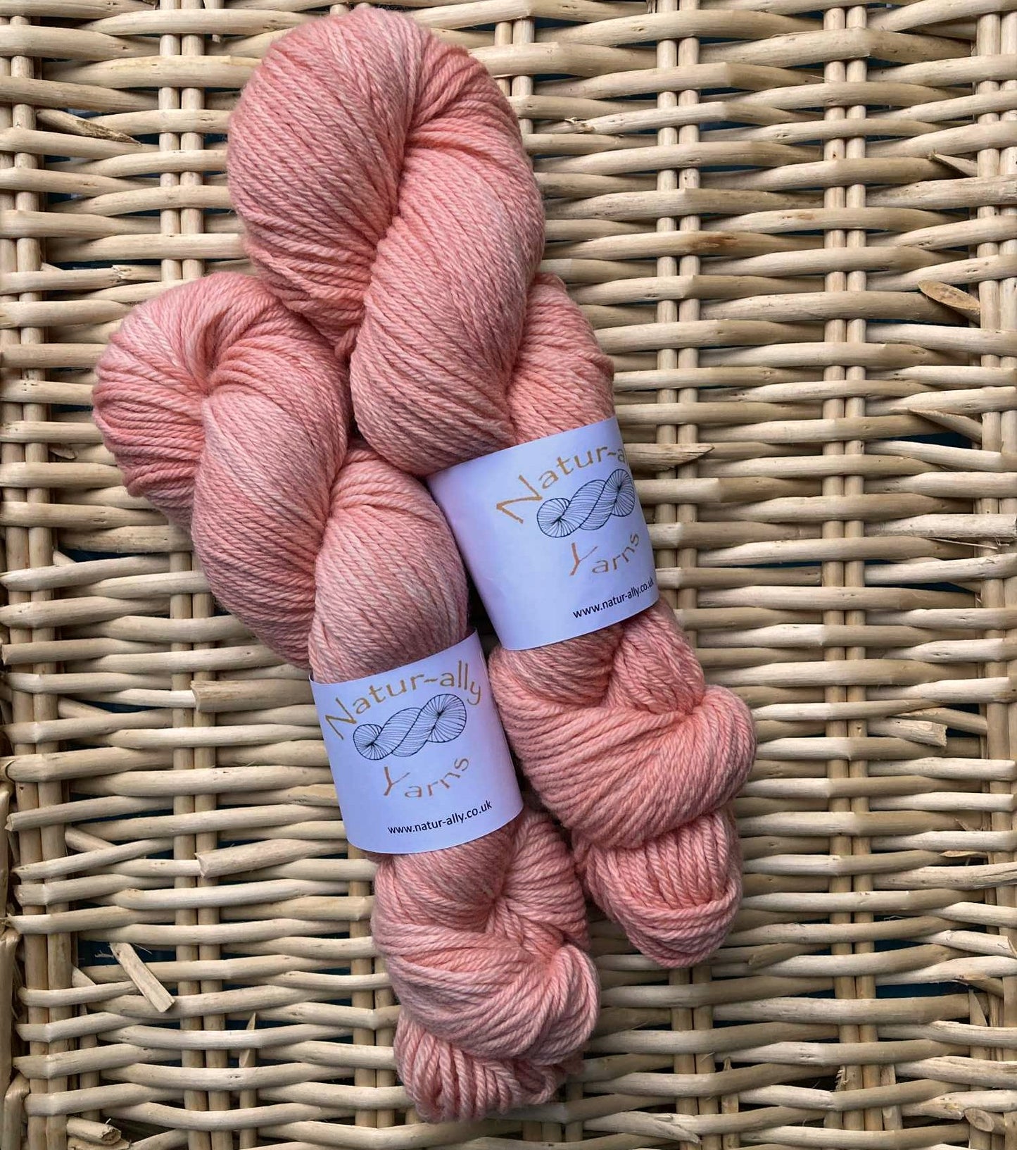 Rosa - Organic Merino DK non superwash