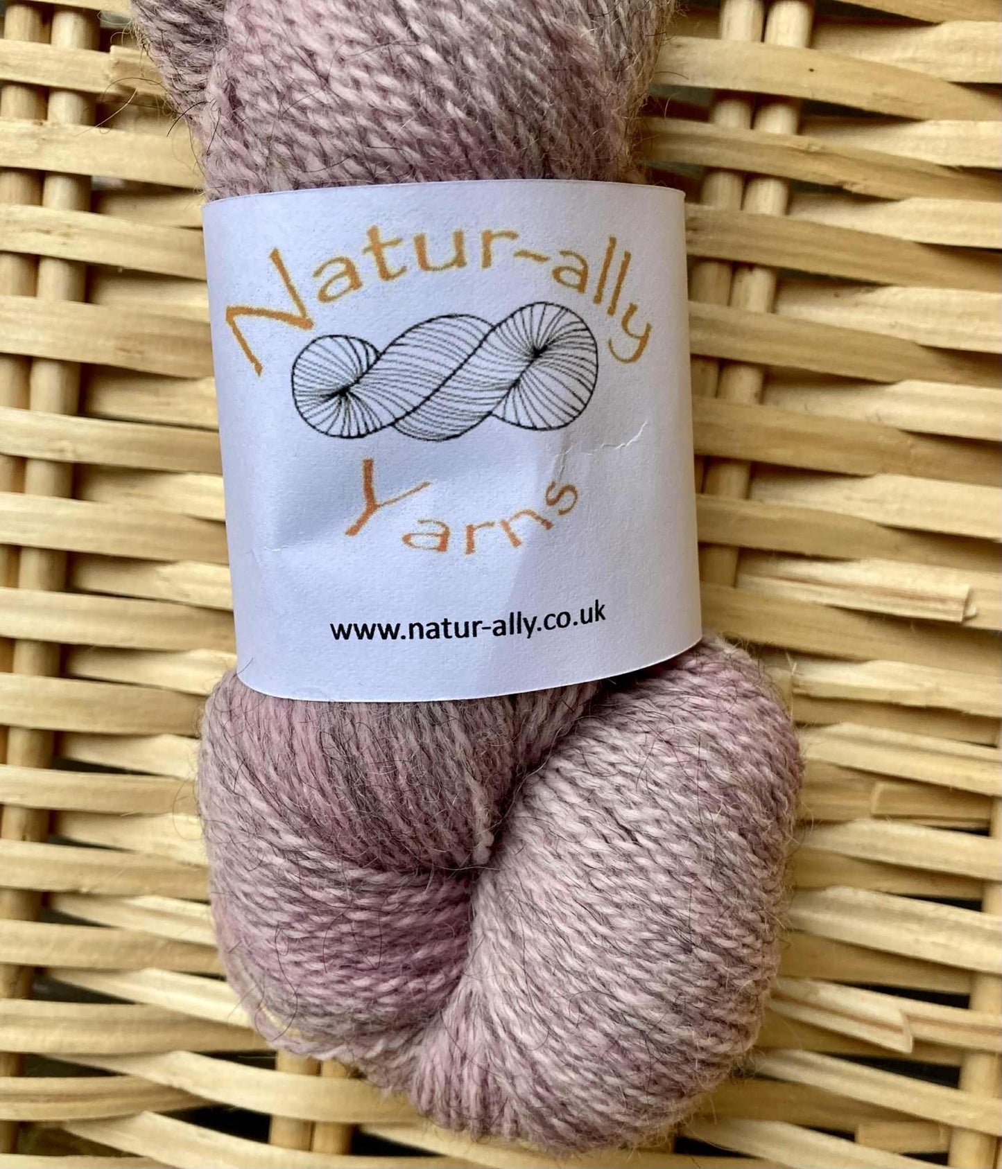 Rose - Corriedale / Gotland 4ply