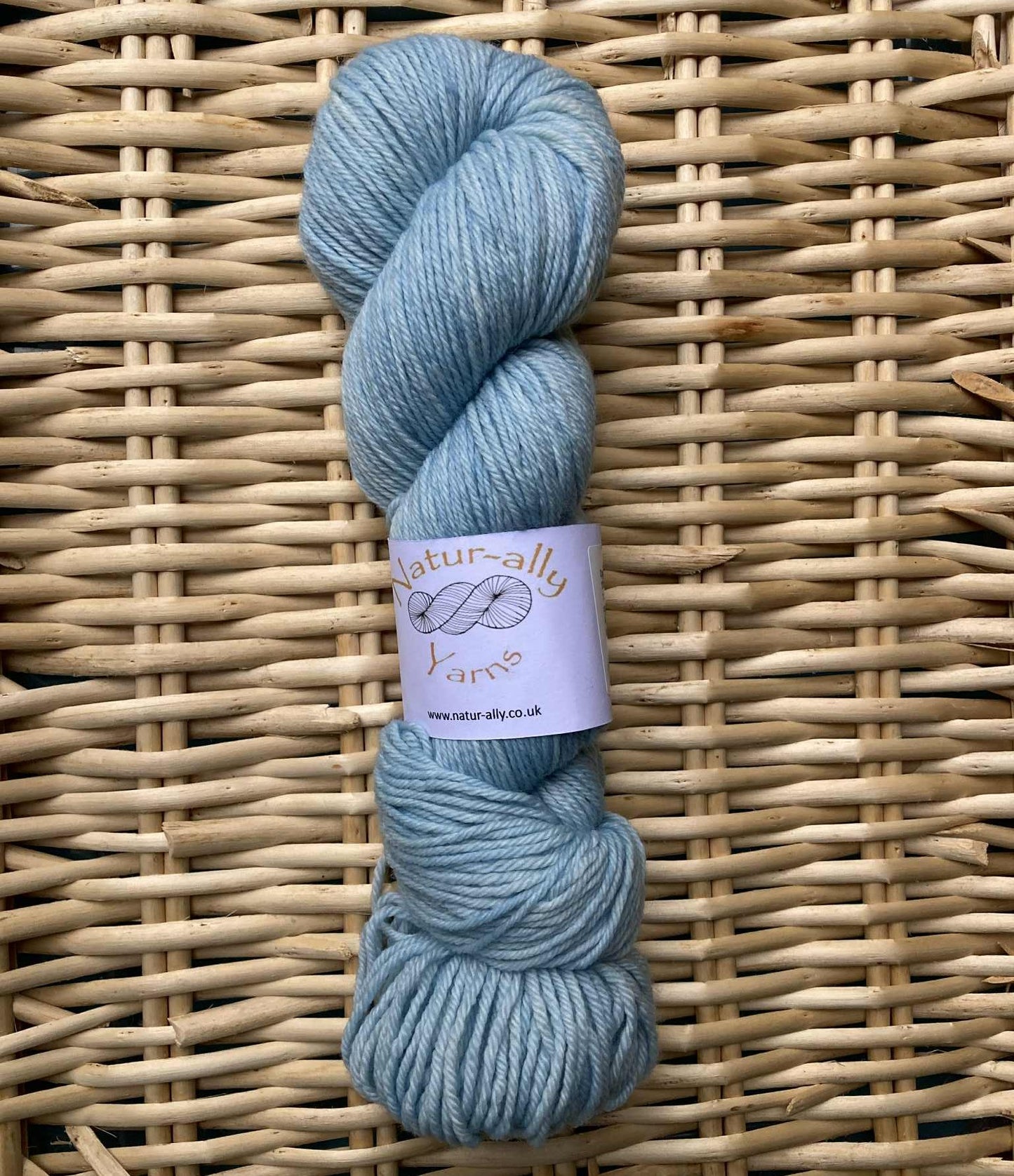 Sky - Organic Merino DK non superwash