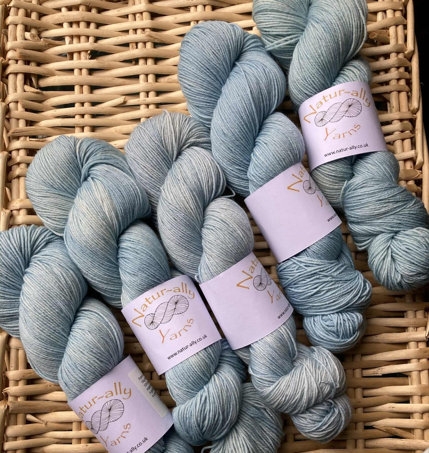 Sky - Organic Merino 4ply non superwash